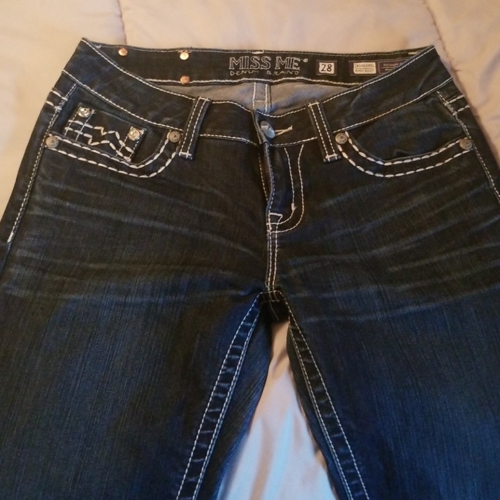 Jeans - Picture 3 of 6